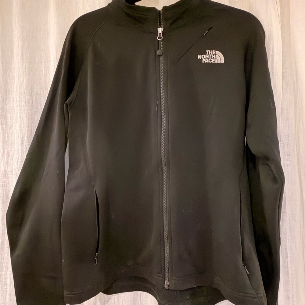 The North Face Women's Black Windwall Jacket